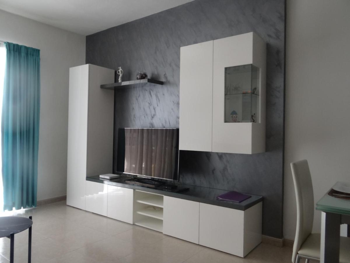 Modern Two Bedroom Sea View Apartment Марсаскала Екстер'єр фото
